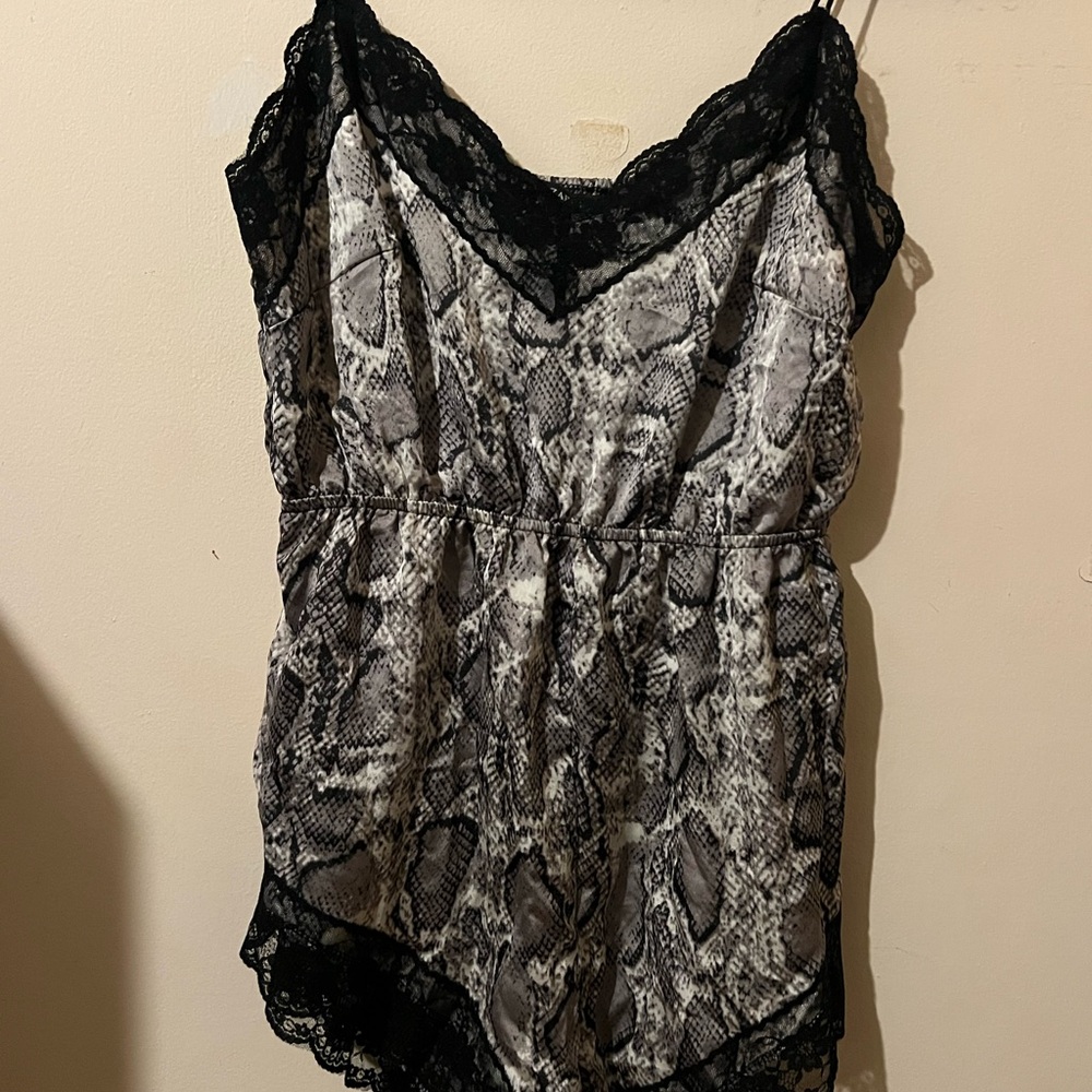 Zaful Black Lace Snake Print Chemise